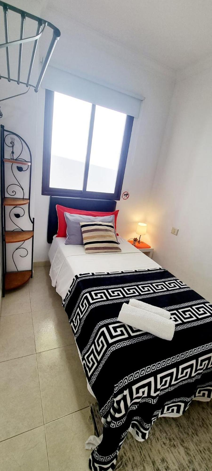 Almar We Go! Habitaciones Privadas En Alcala - Private Rooms - Pieces Privees - In Shared Apartment Exterior photo