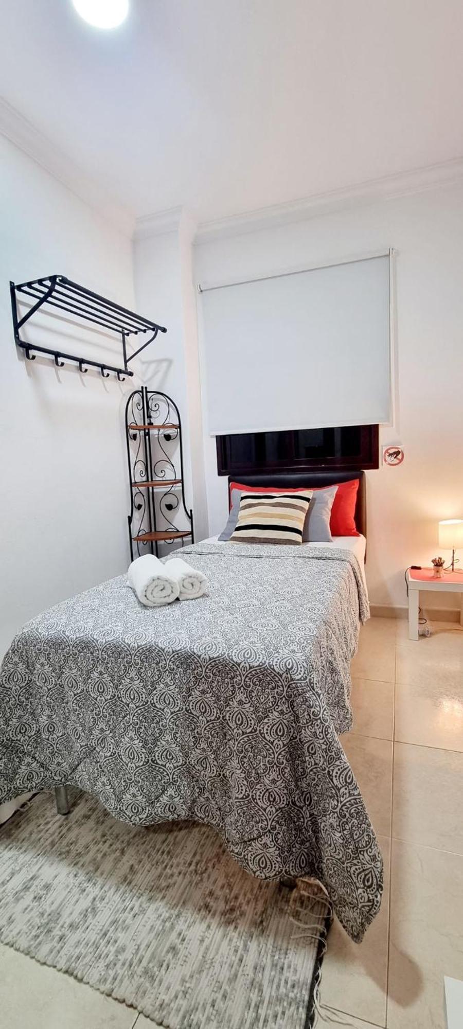 Almar We Go! Habitaciones Privadas En Alcala - Private Rooms - Pieces Privees - In Shared Apartment Exterior photo