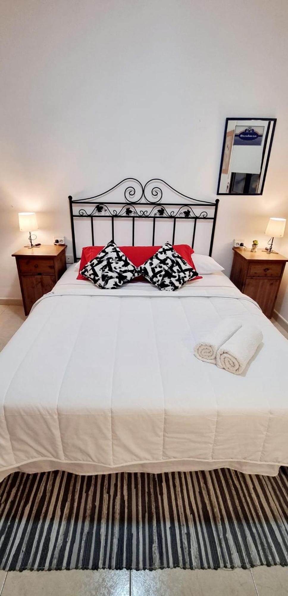 Almar We Go! Habitaciones Privadas En Alcala - Private Rooms - Pieces Privees - In Shared Apartment Exterior photo